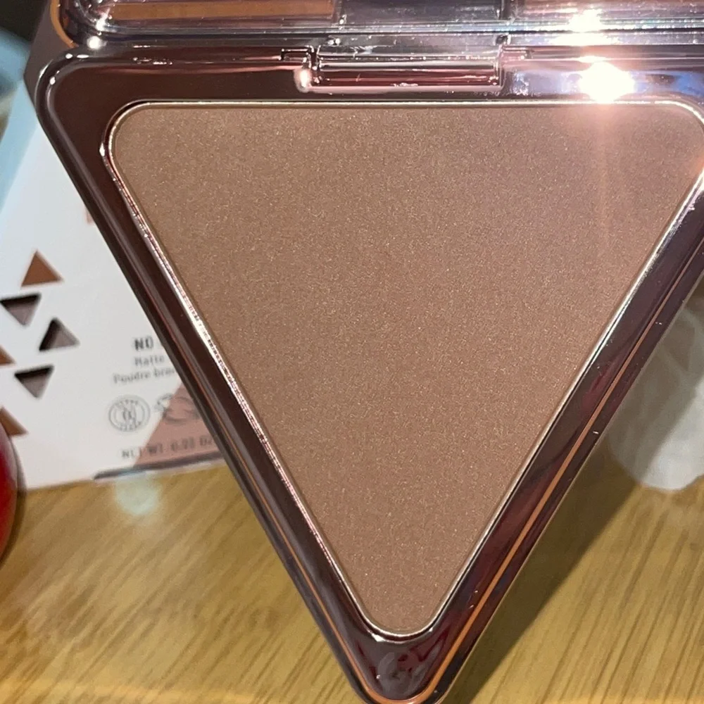 LYS Beauty By Tisha T No Limits Matte Bronzer in Courage Tan
